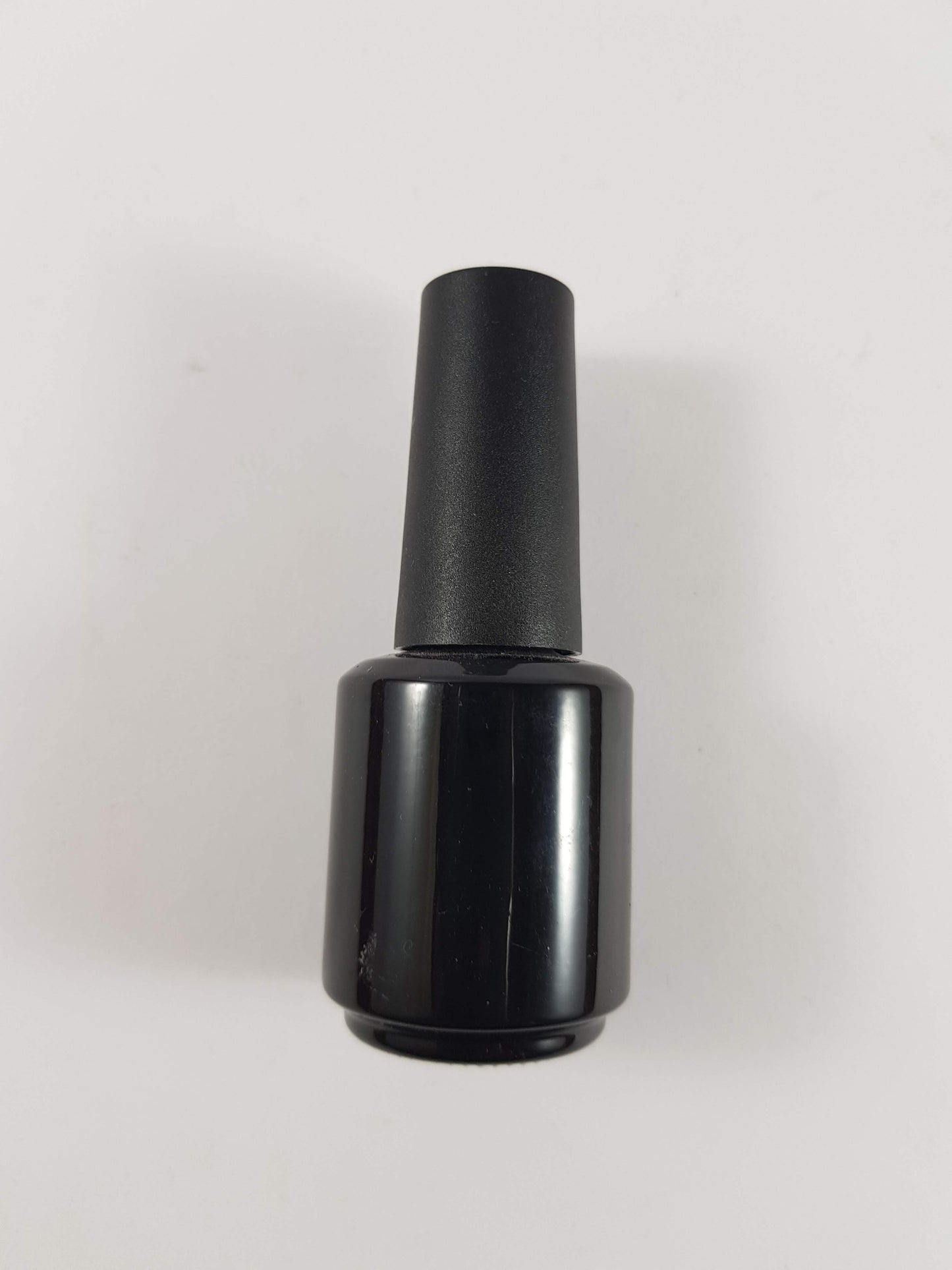 Botella de esmalte vacía