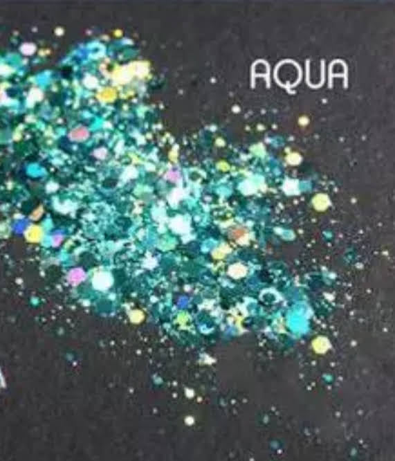 Brillantina gruesa para uñas