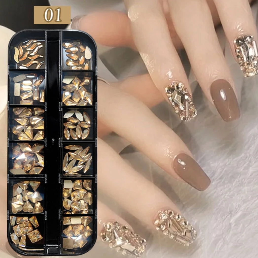 Diamantes de imitación en paleta