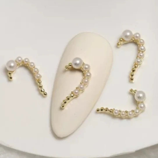 Adornos para uñas con forma de corazón