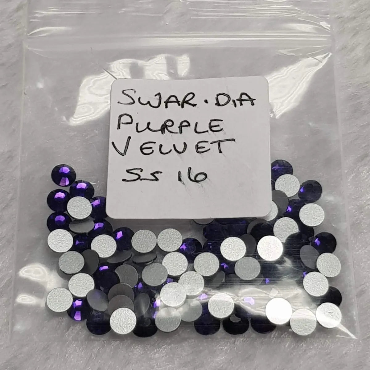 Diamantes Swarovski