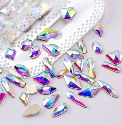 Paquete de formas variadas de diamantes de imitación