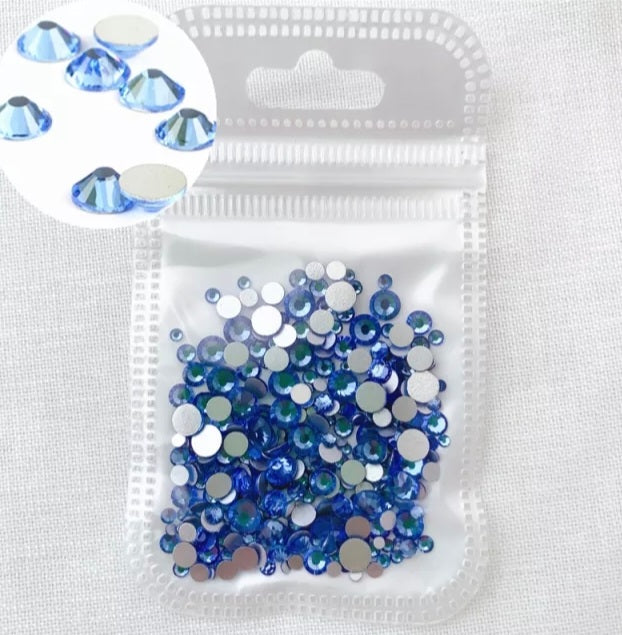 Paquete de varios tamaños de diamantes de imitación