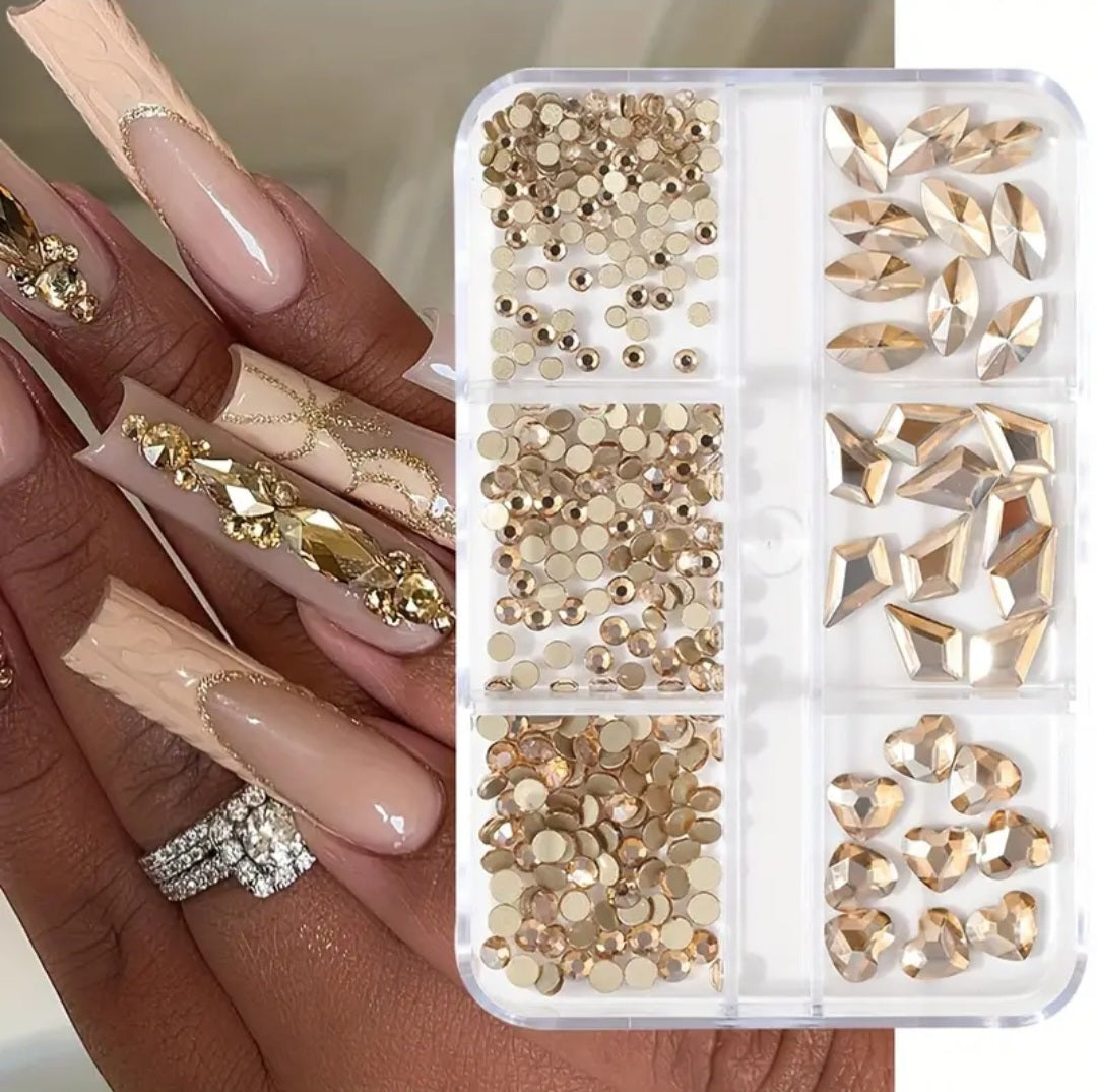 Diamantes de imitación en paleta